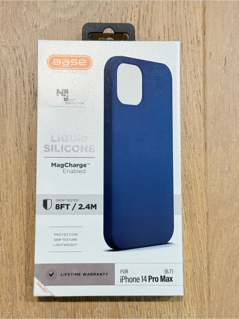 New Base Liquid Silicone MagCharge Case for iPhone 14 Pro Max - royal blue